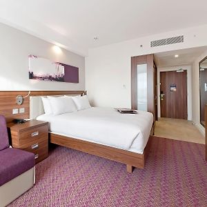 Kamer met een Queen Size Bed